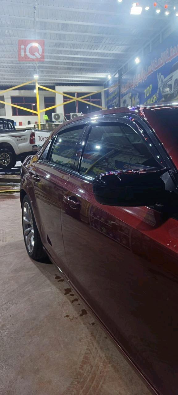 كرايسلر 300